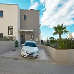 ヴィラ Luxury Natali With Pool, Terrace And Sea View スプリト