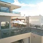 ヴィラ Luxury Natali With Pool, Terrace And Sea View スプリト