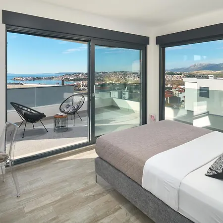 Luxury Natali With Pool, Terrace And Sea View *