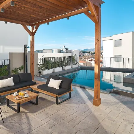 Luxury Natali With Pool, Terrace And Sea View Villa *
