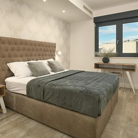 Luxury Natali With Pool, Terrace And Sea View Villa Split