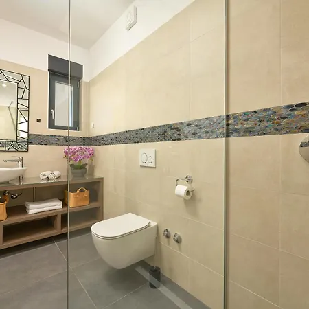 Luxury Natali With Pool, Terrace And Sea View